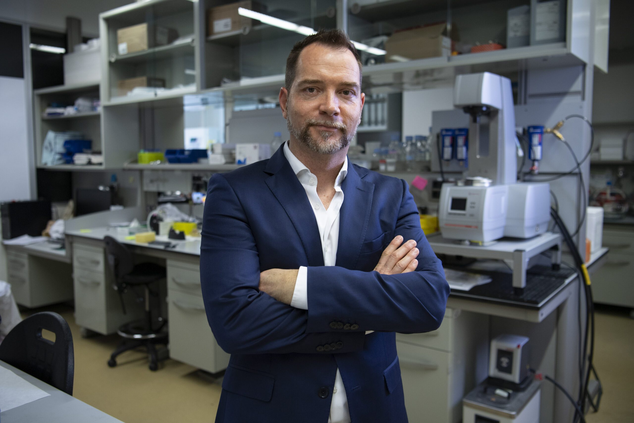 Samuel Sánchez in his laboratory at the Institute of Bioengineering of Catalonia.